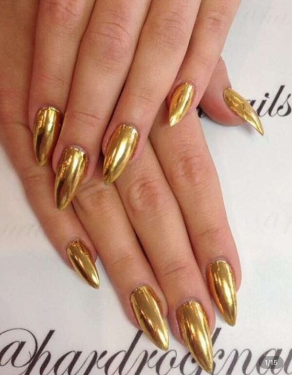 Press on Nails 24 Un Swirl Dorado