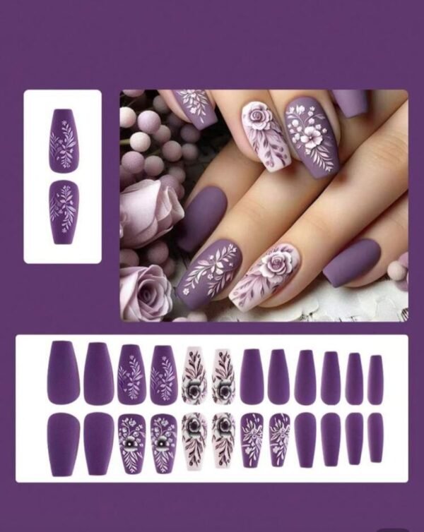 Press On Nails 24 Un violeta floral