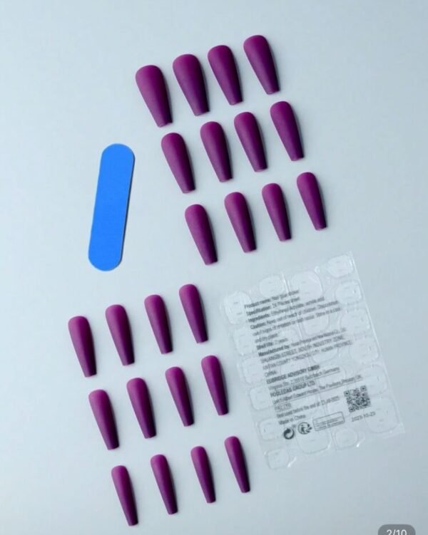 Press on Nails 24 Un Morado Mate