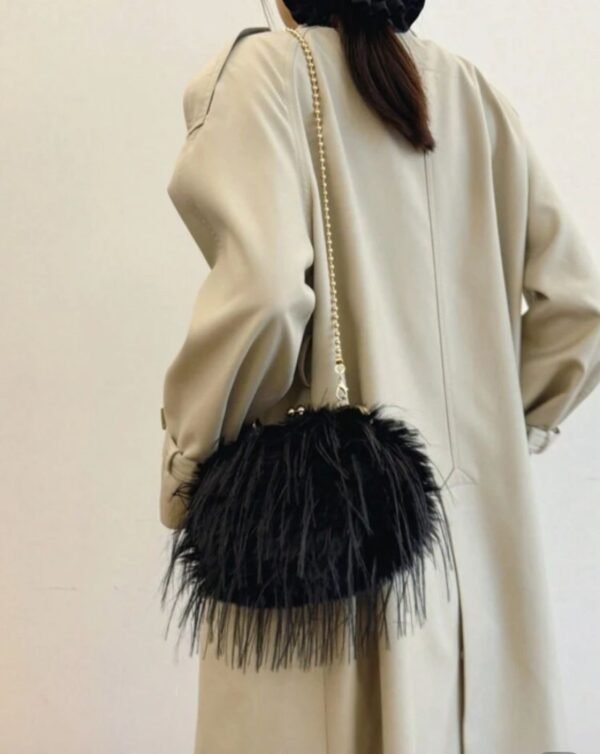 Minicartera de noche elegante con strass