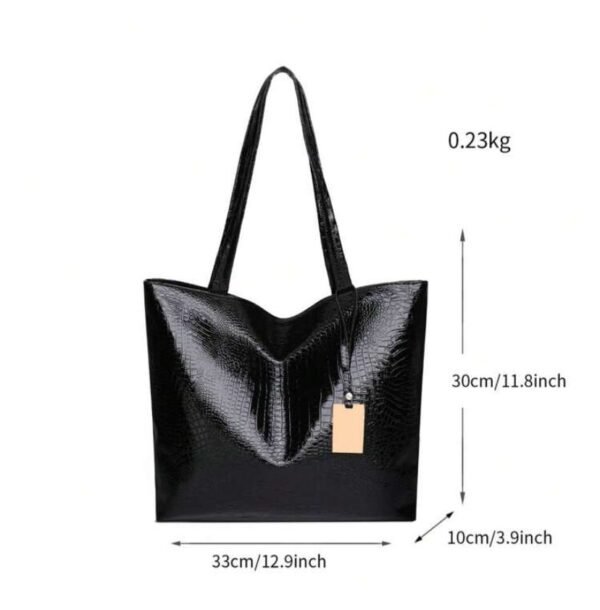 Cartera estilo clásica con patrón cocodrilo