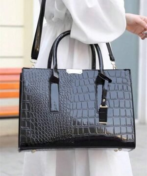 Cartera cuadrada estilo cocodrilo elegante