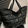 Bolso Tote Acolchado Soft Chic