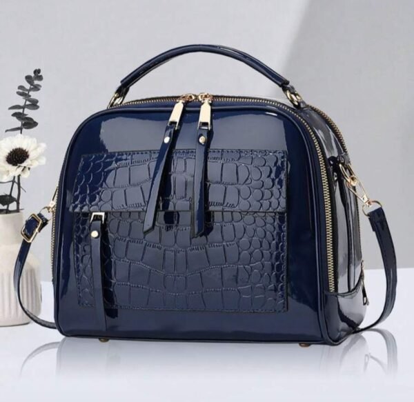 Cartera elegante con diseño de cocodrilo versátil