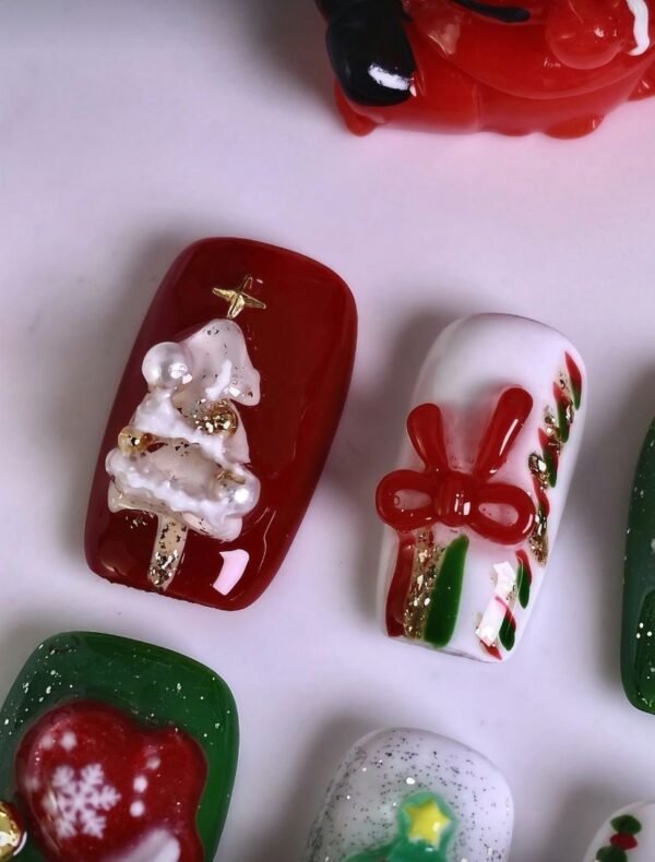 Press on Nails 10 Un Navidad Hechas a mano