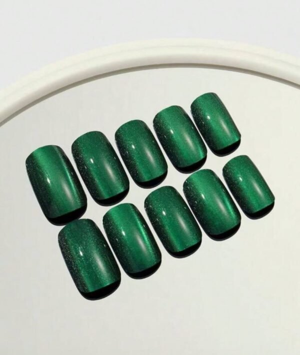Press On Nails 24 Un Ojo de Gato Verde
